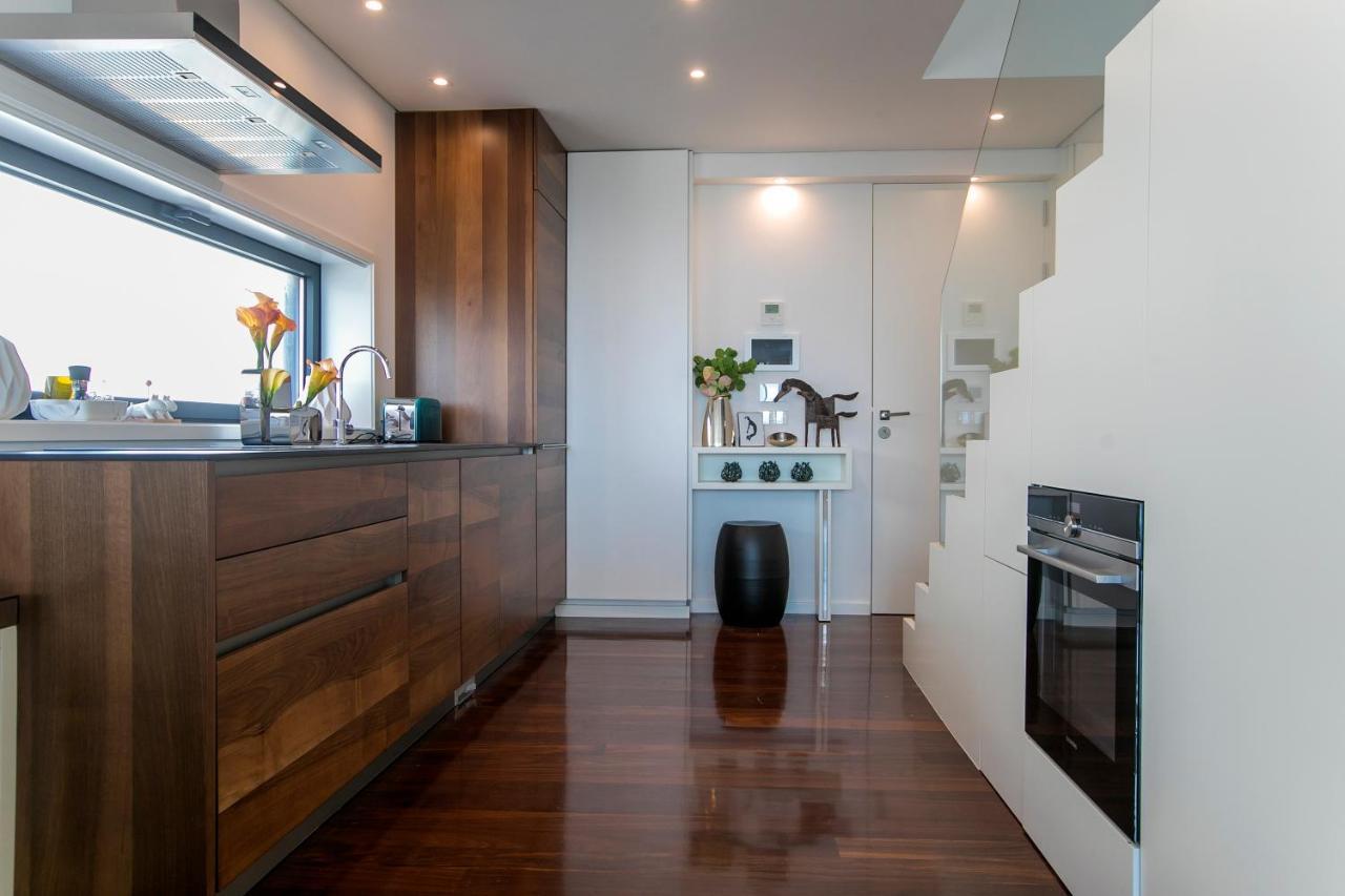Lovelystay - Luxury 2Br Duplex Apartment In Foz Porto Exterior foto