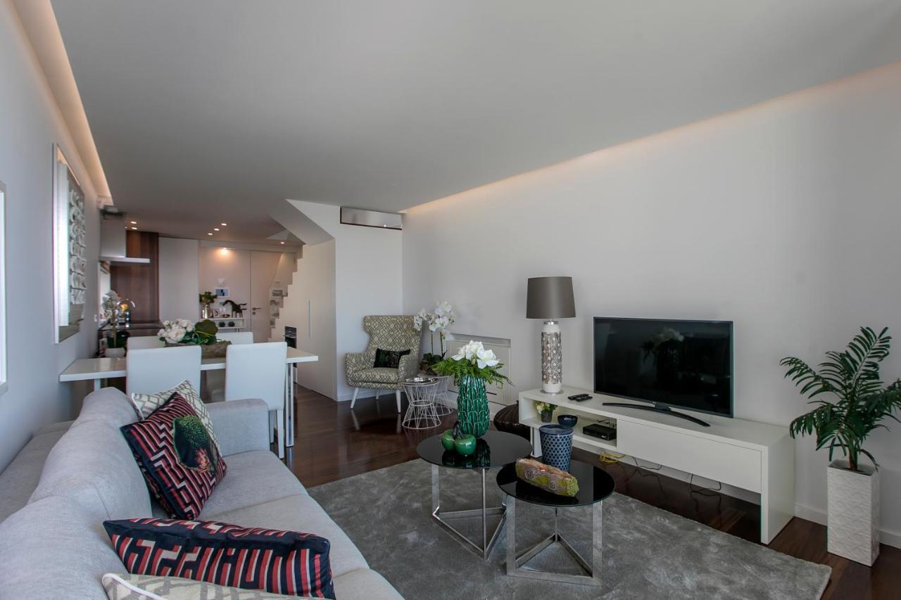 Lovelystay - Luxury 2Br Duplex Apartment In Foz Porto Exterior foto